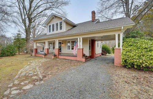 Spacious Salem-Winston Home with Deck! - Foto 30