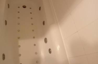 Appart chartreux baignoire massante ,à 3 minutes du centre en bus! 2 étoiles Atout France - Foto 22