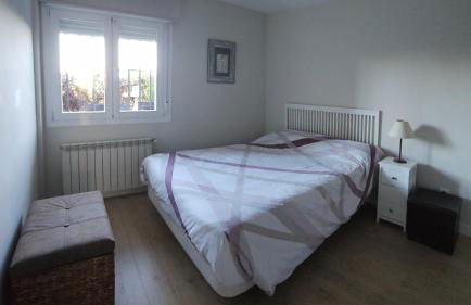 Fabulous Apartment with Garden and Parking - Foto 20