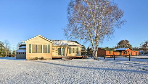 Cozy Riverfront Home with Fire Pit in Houghton Lake! - Foto 3