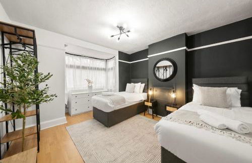 Acton 4BR House I Contractors I Families I Parking - Foto 25