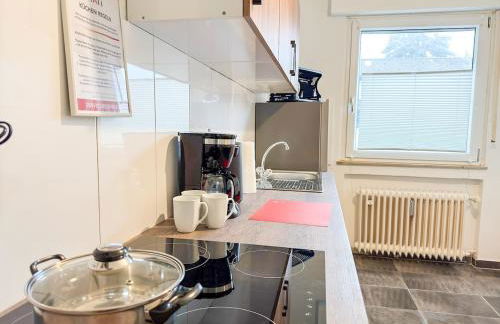 Serviceroom24 - Apartment 1 in Gladbeck WLAN - Smart-TV - 24-7 Check-in und Küche - Foto 8