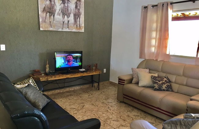 Paz e Tranquilidade - Casa para 15 pessoas com 5 quartos - Foto 8