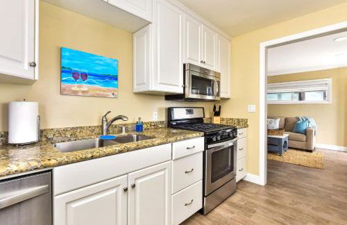 Oceanfront Back Home with View of the Sea - Photo 25