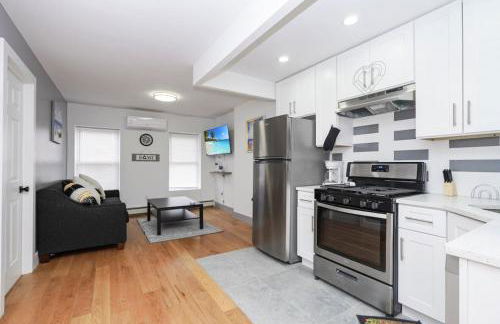 Stylish 3BR Home Near NYC in Perfect Location - Foto 23