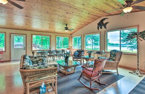 Lakefront Spicer Cabin with Dock and 2 Kayaks! - Foto 7