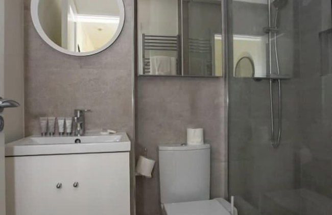 Grand Canal District Apartments - Photo 60