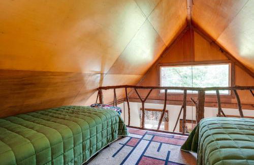 Cozy Georgia Abode with Deck, Fire Pit and Lake Access - Foto 16