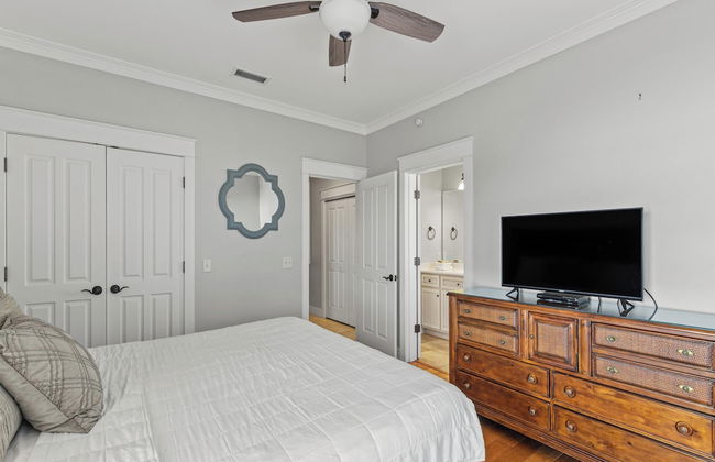 Salty Beach - Photo 2