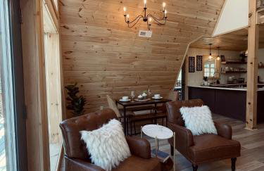 Mountain View Retreat with Large Swim Spa, Game Room - Foto 73