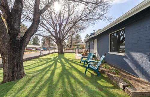 Scenic Mountain Getaway by the Park - Foto 7