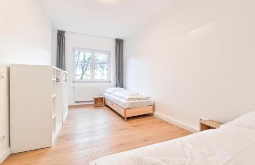 Tolstov Apartments - City Apartments with 1 or 2 Rooms - 15 Min to Messe DUS and Old Town DUS - Foto 9