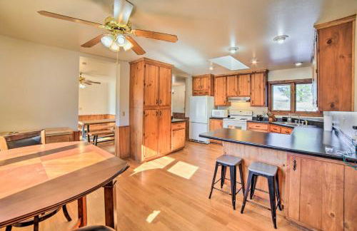 Charming Wisconsin Getaway with Nearby Lake! - Foto 12