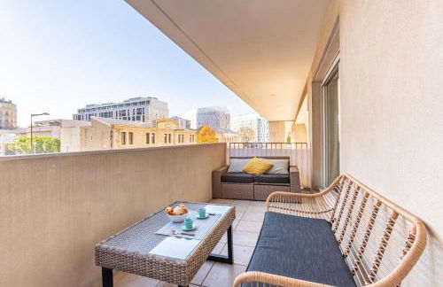 MELCHIOR - Beau T2 avec terrasse au cœur d'Euroméditerranée - Foto 2