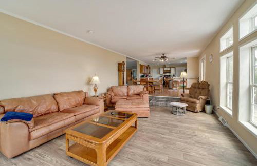 Pet-Friendly Checotah Home with Deck and Lake Views! - Foto 7