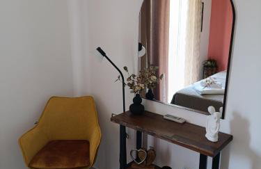 Marathi Apartment - Photo 23