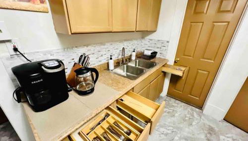 KING Bed Cozy First Floor Apt 25Mins to Falls - Foto 4