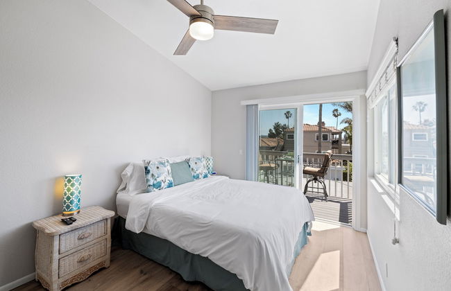 Seafaring Sweet Dreams 5 Minute Walk to Beach! - Foto 13