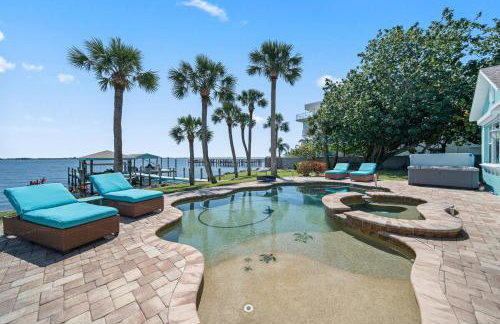 Game Room Theater Luxurious Waterfront Retreat - Photo 25