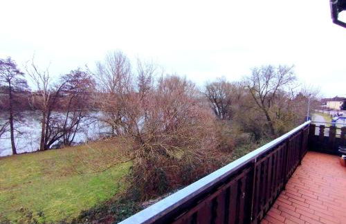 OVER RIVER near FRANKFURT-130 QM-4 ROOMS- 6 BEDS- FREE PARKING- AC - Foto 21