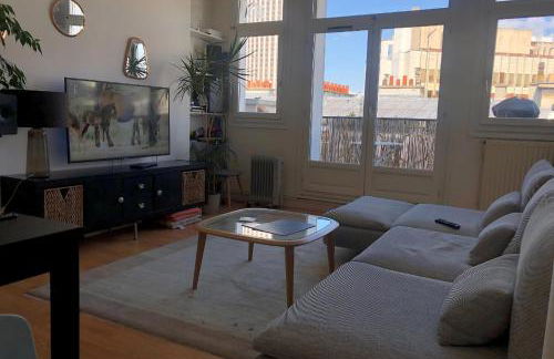 2 pièces proche Palais des Congrès - Foto 6