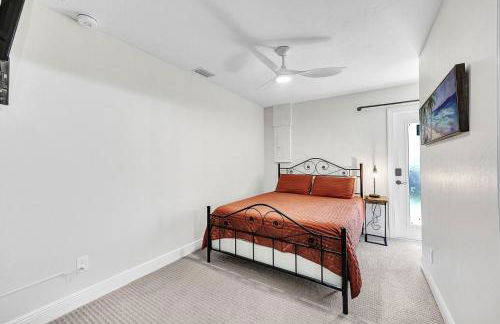 Heated Pool, Sleeps 10, Relaxing Lanai, Near Beaches, Pet Friendly! - Foto 30