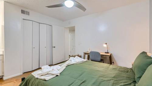 2B Getaway - Sleeps 6 - Pool, Pkg - Walk Dtwn - Foto 3