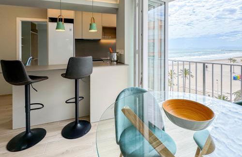 El Séptimo Cielo de la Bahía de los Naranjos - Primera Línea de Playa - Foto 11