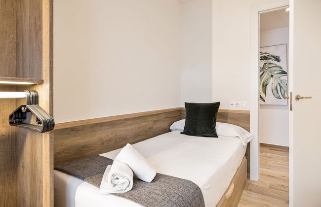 Sitges Group Calm Beach - Foto 32