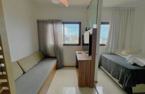 Aptos completos em prédio c/ piscina e academia a 500m da Praia em Salvador- HPAs - Foto 1