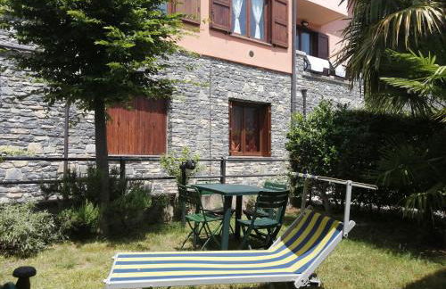 Between mountains and lake - Foto 27