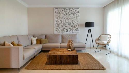 First Line Beach Beautiful and Bright Home - Foto 3