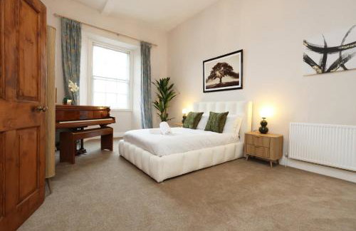 Spacious 3BR Flat in Cowbridge Centre - Foto 5