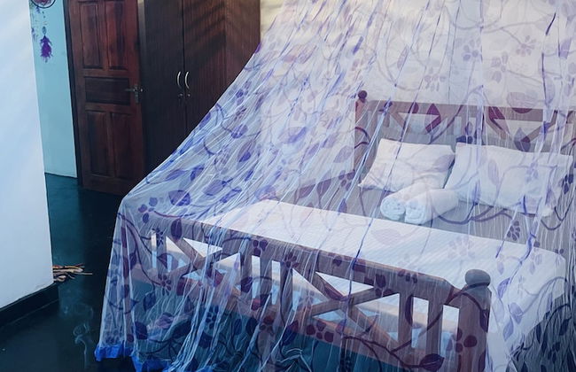 Thaaru Guest - Photo 6