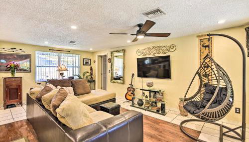 Unique Nokomis Home about 2 Mi to Beach Access! - Foto 1