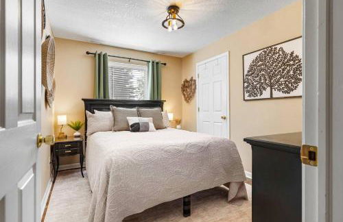 Petoskey Falls Escape-Hot Tub/Dogs/Petoskey/Boyne - Photo 32