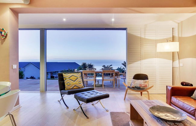 Secure Holiday Apartment w Private Pool Calico - Photo 2