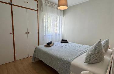 2BR Estoril Apartment - Near Estoril Beach & Cascais - Sleeps 4 - Foto 14