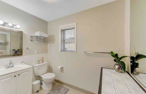 5 STAR House - Chic Mid-Century Modern Luxury Home - Foto 34