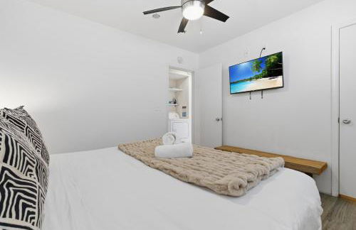 Windansea Coastal Haven - Steps to Beach - Foto 58