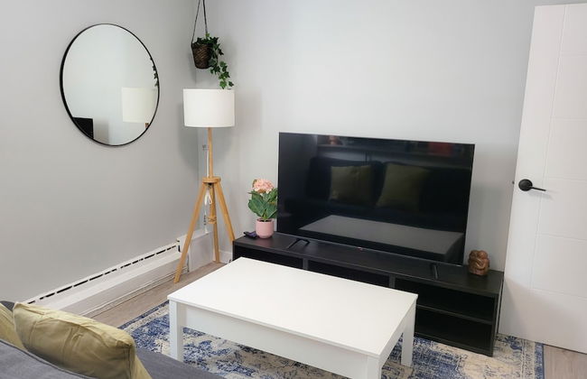 JstLikeHome - Serenity Suites - Photo 22