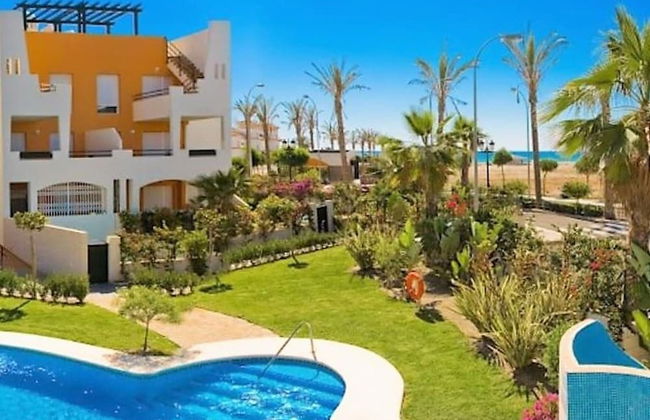 Villa in Spain With Private Pool - Photo 30