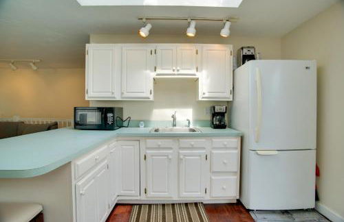 Less Than 1 Mi to Beach Family-Friendly Falmouth Home! - Foto 14