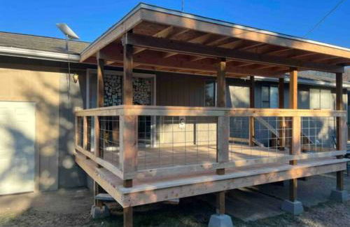 Photo Op with Sasquatch 2 min to walk Silver Mtn - Foto 41