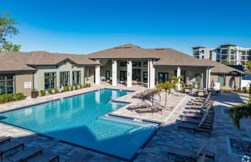 Landing Stylish 1BD Pool Clubhouse - Photo 35