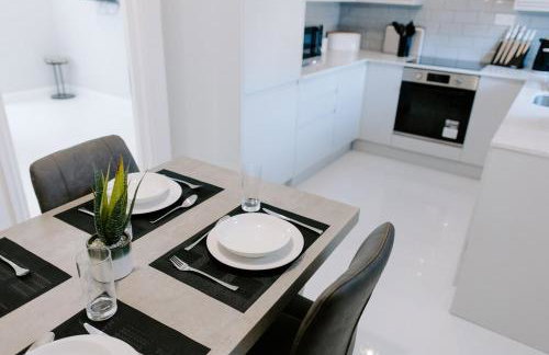 Morville Court - 2 bed house with office - Foto 5