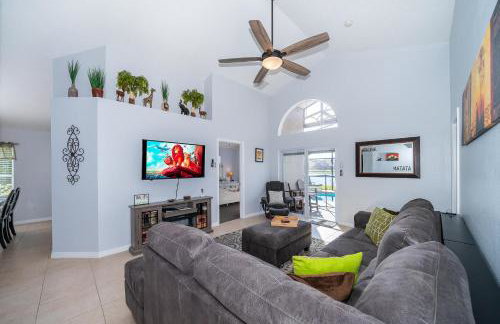South Facing Pool with Stunning Lake View - Family Friendly Home - Nr Disney - Foto 18