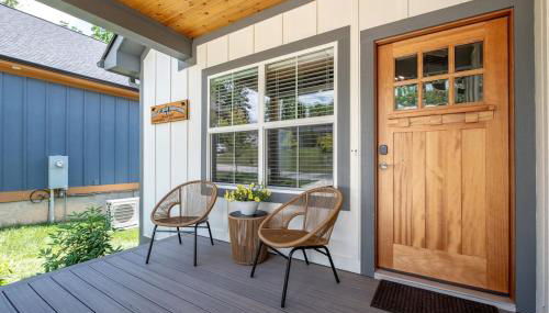 Walkable Downtown 5BR - Hot Tub and Resort Access - Foto 2