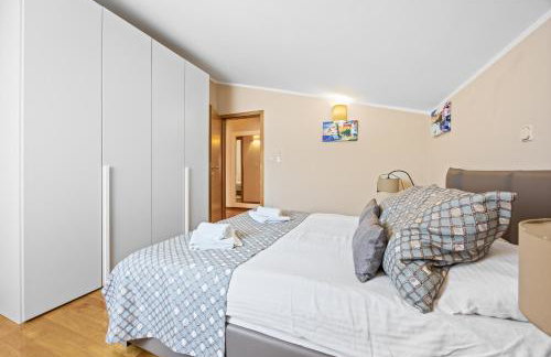 Villa Andrea for 17 people with private 40 m2 pool & pet friendly near Poreč - Photo 47