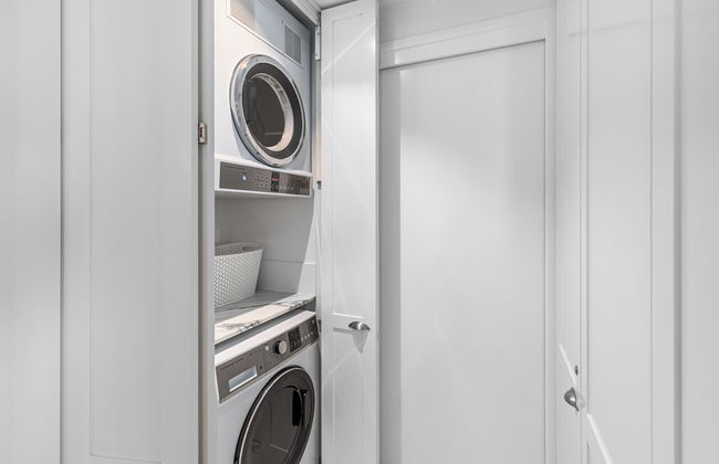 Ultra Broadbeach - Photo 79